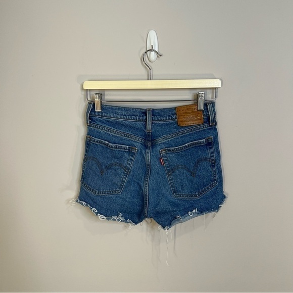 ☀️LEVI’S Wedgie Short - Picture 4 of 12